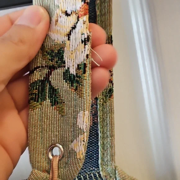 Nature-themed Corset Top - Picture 6 of 11